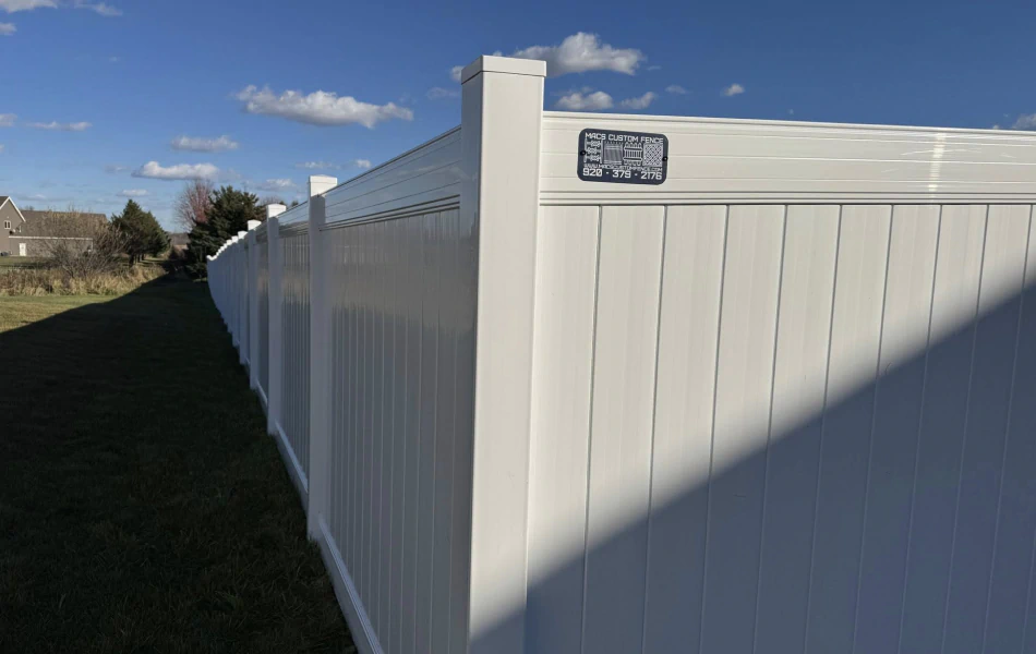 Vinyl Fence (1)